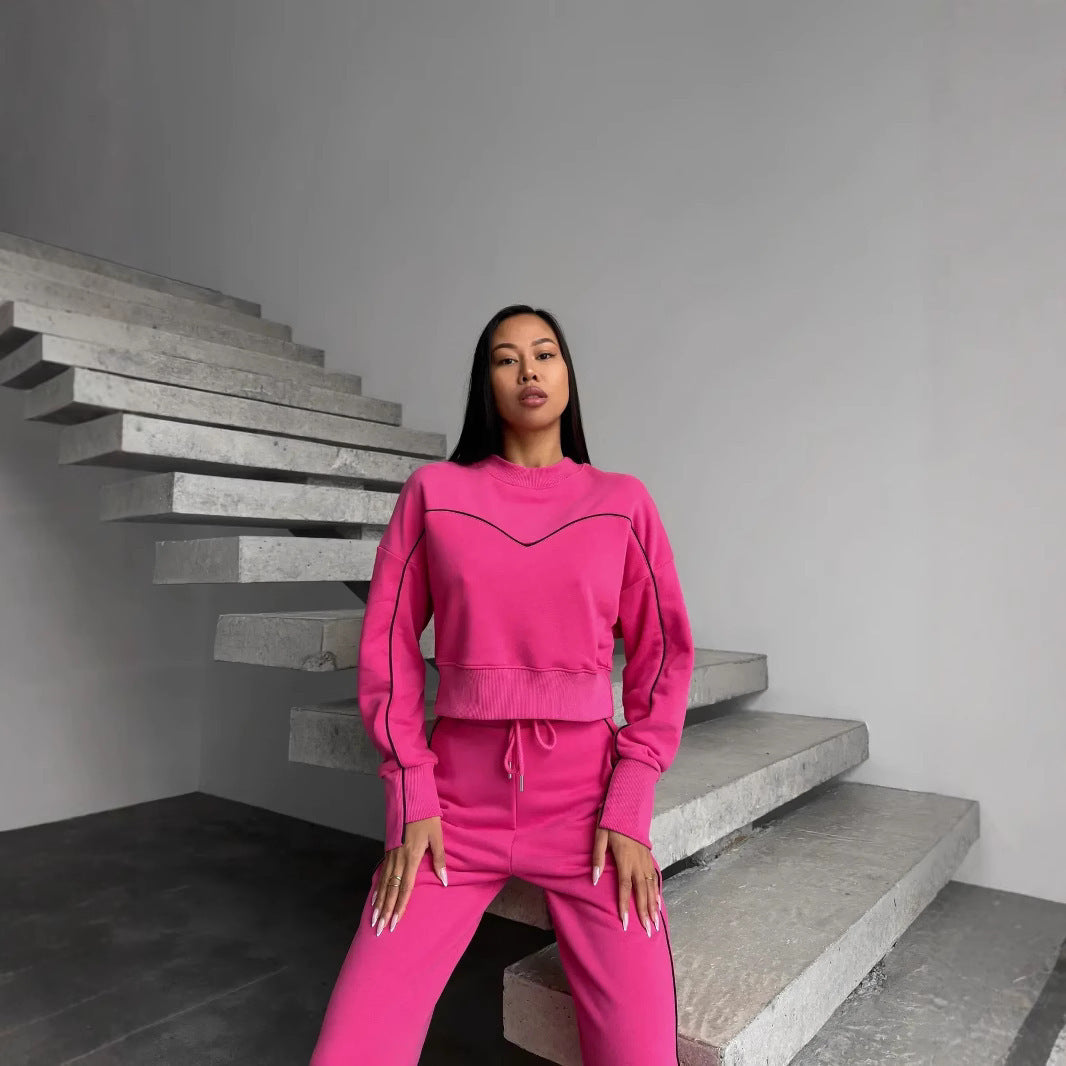 Damen lässiges Sportoutfit mit weitem Schnitt und kontrastiven Details Sovae