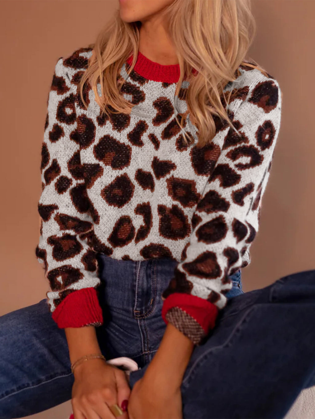 Damen modischer Pullover mit Leopardenmuster und kontrastierenden Bündchen Sovae