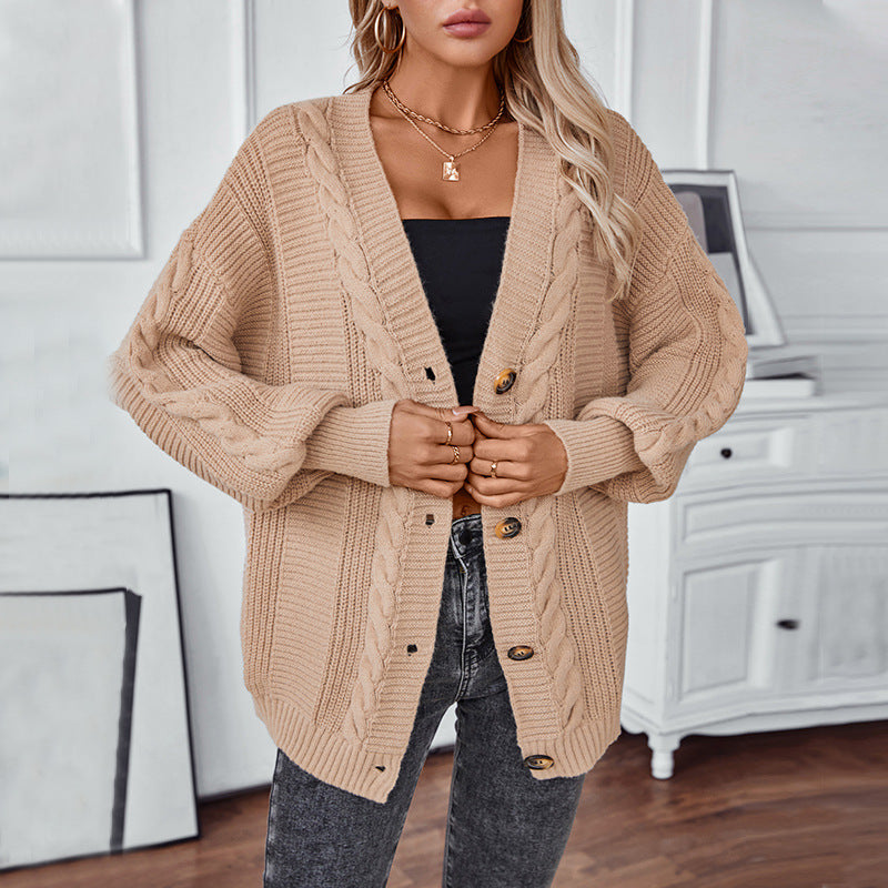 Damen Strickjacke mit Zopfdesign und goldenen Knopfdetails Sovae