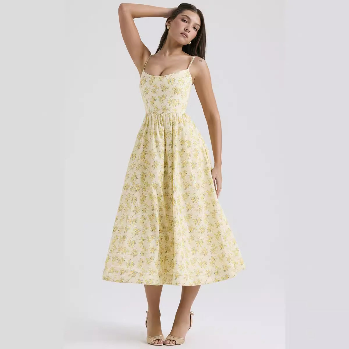Damen blumiges Midi-Kleid mit Spaghettiträgern und voluminösem Rock Sovae