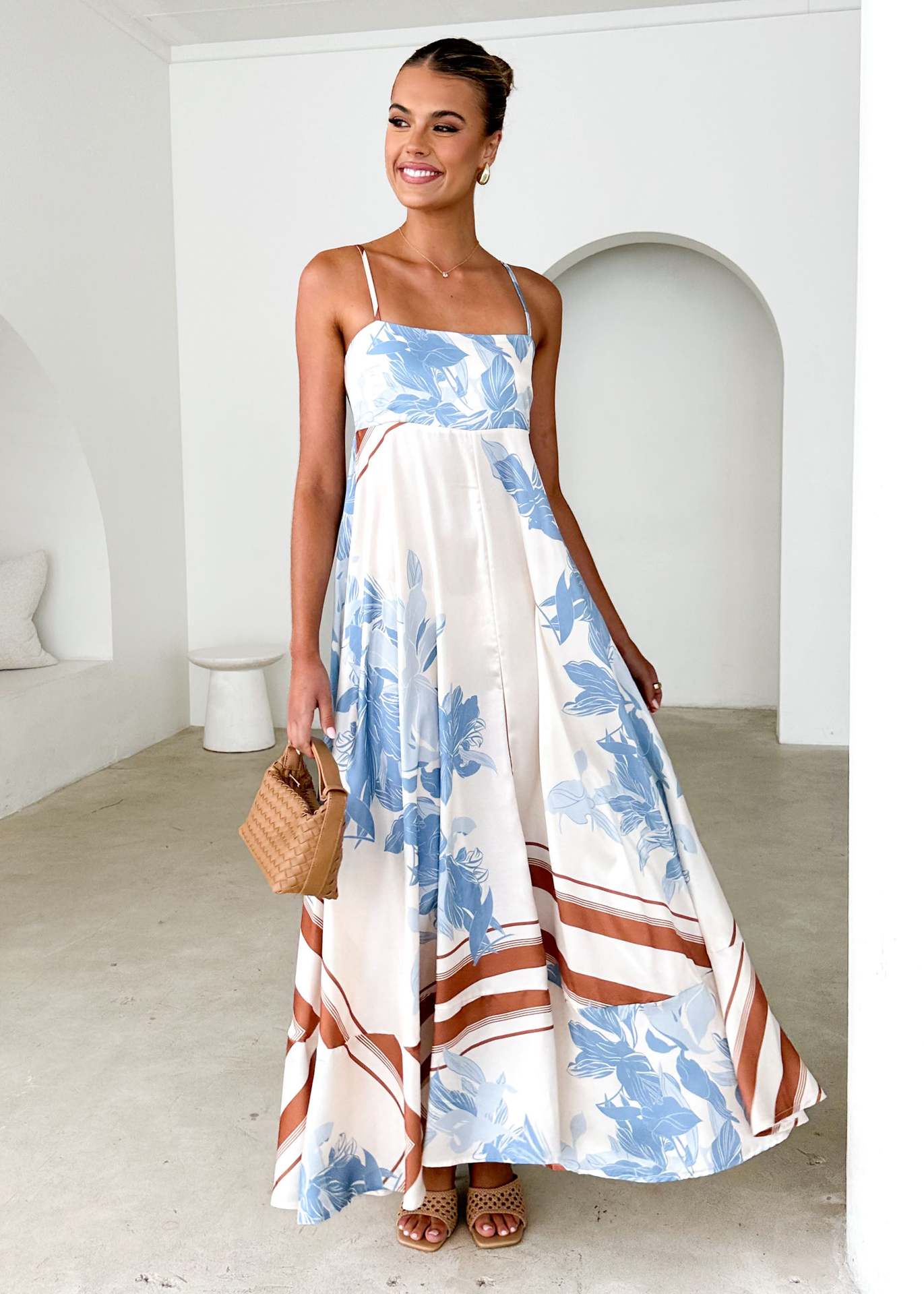 Damen Maxikleid mit floralem Design und leichtem Chiffon Sovae