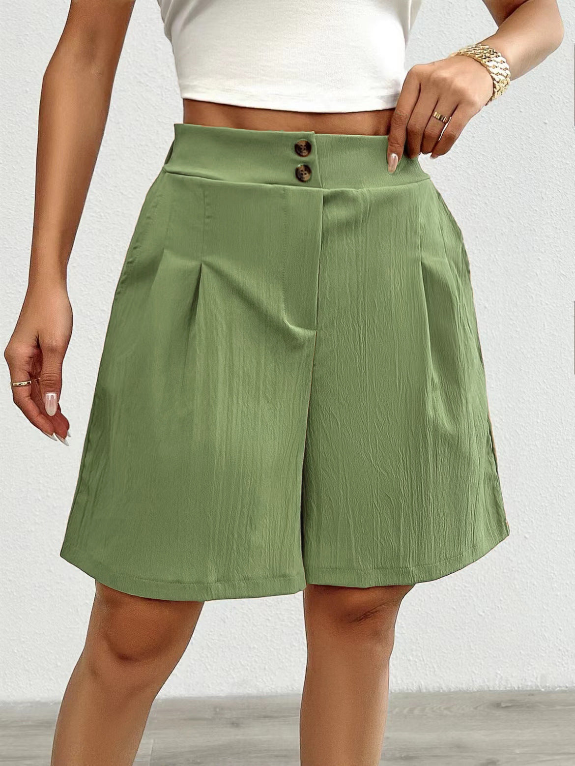 Damen Elegante Shorts mit Knopfverschluss und faltigem Design Sovae