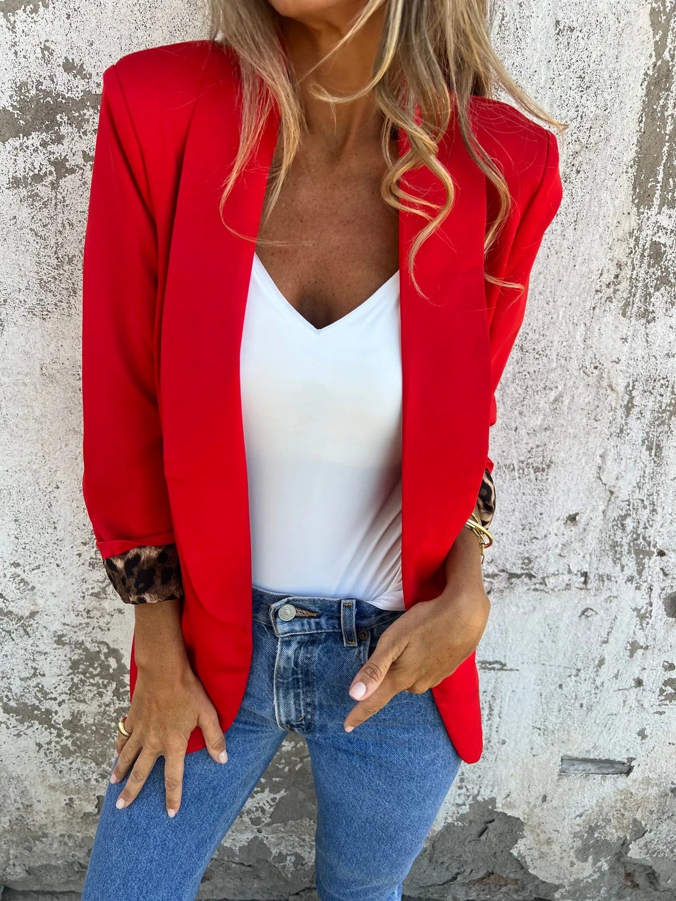 Damen eleganter Blazer mit animalischen Akzenten Sovae
