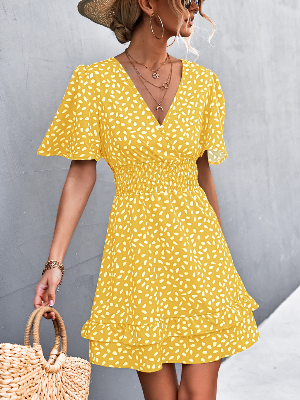Damen Blümchen Minikleid mit Rüschen und elastischem Taillenbund Sovae