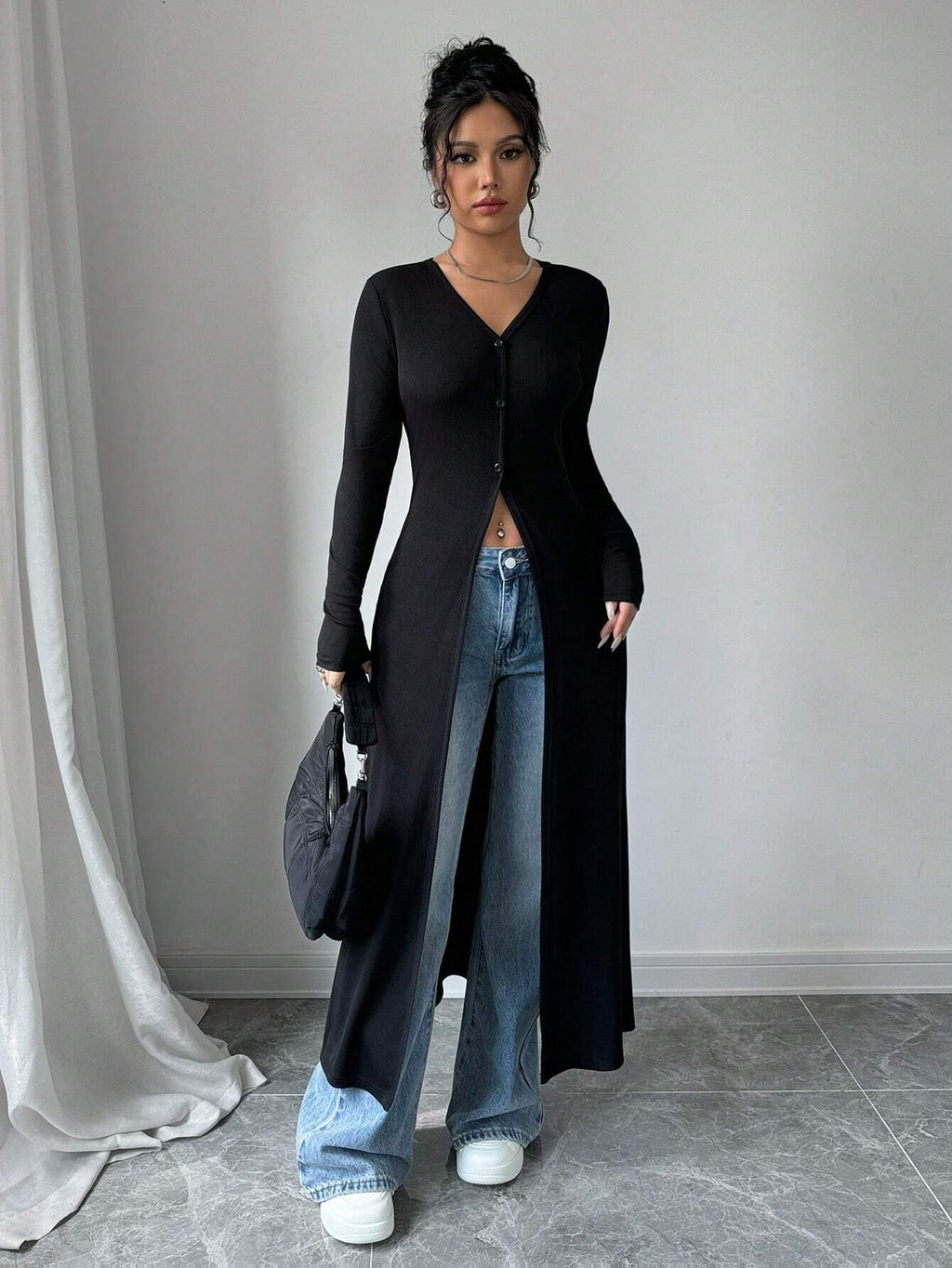 Damen Langstrickjacke mit V-Ausschnitt und Knopfverschluss Sovae
