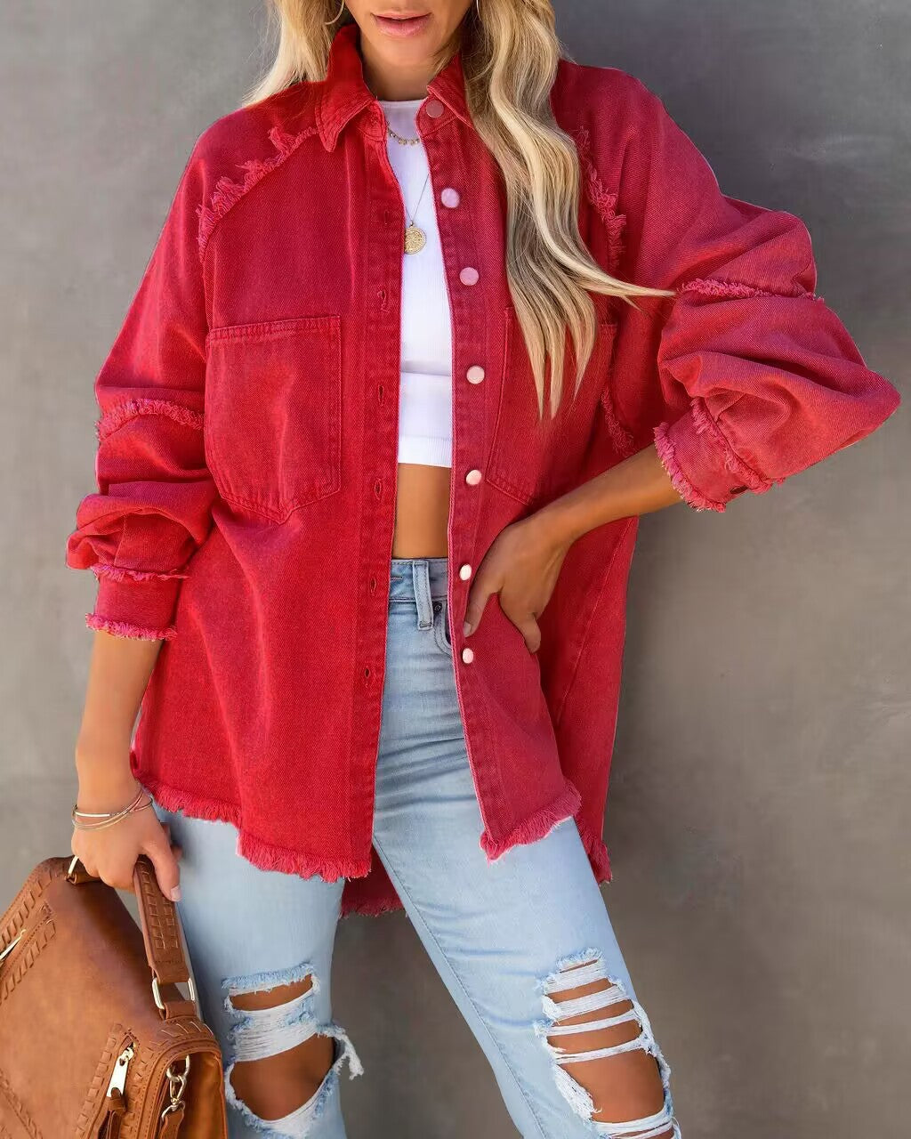 Damen übergroße Denim-Hemdenjacke mit fransigen Details Sovae