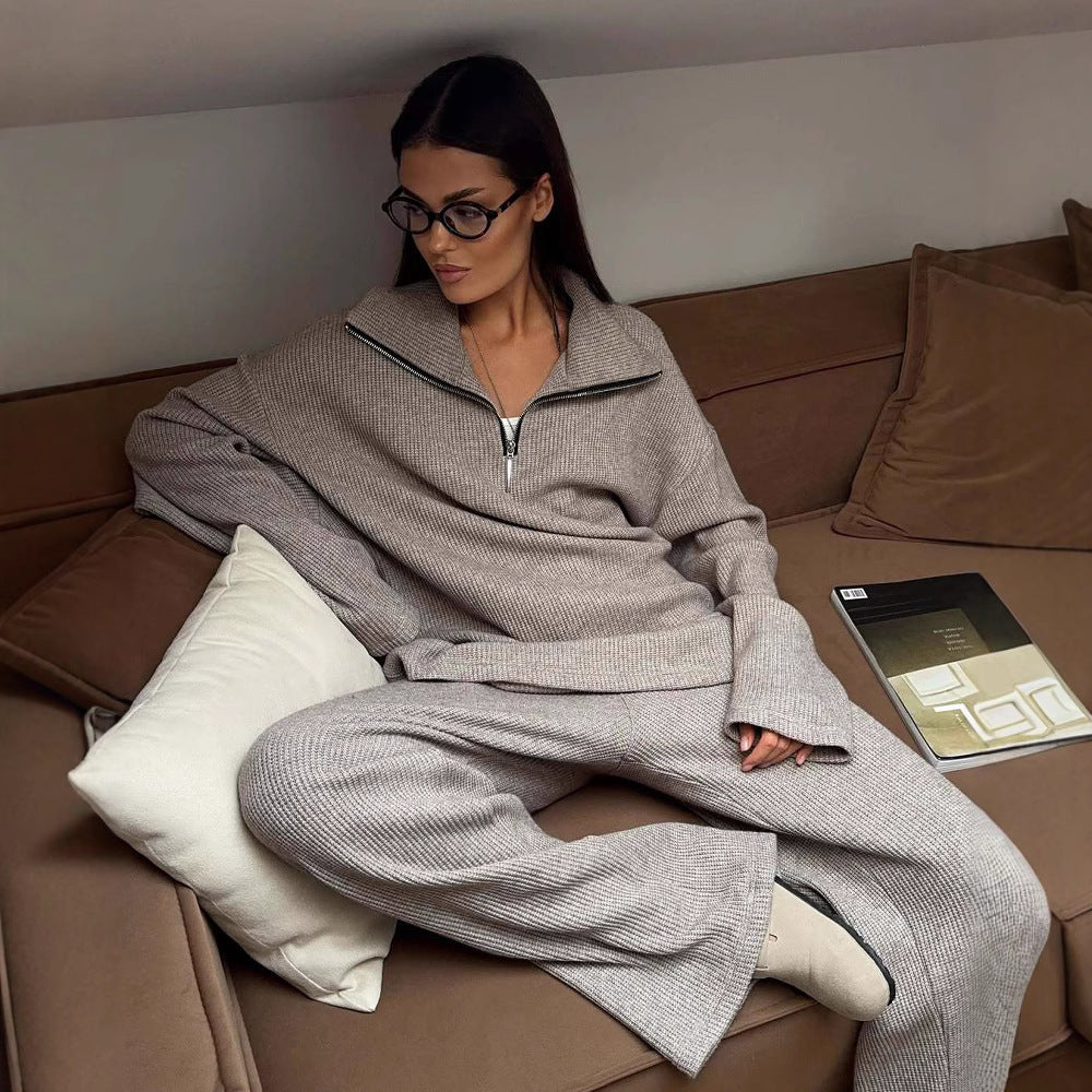 Damen Oversized Strickanzug mit hohem Kragen und Reißverschluss Sovae