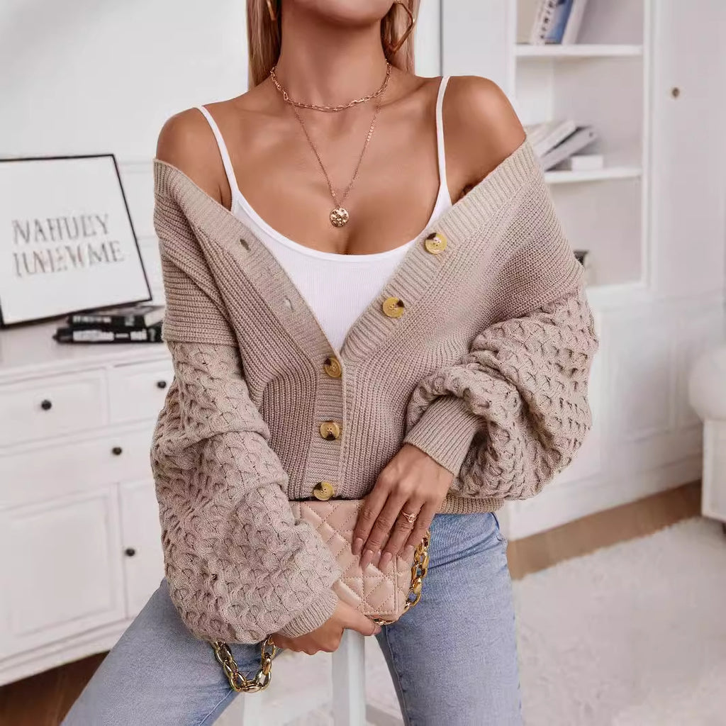 Damen Strickjacke mit strukturiertem Ärmel und Knopfdetails Sovae
