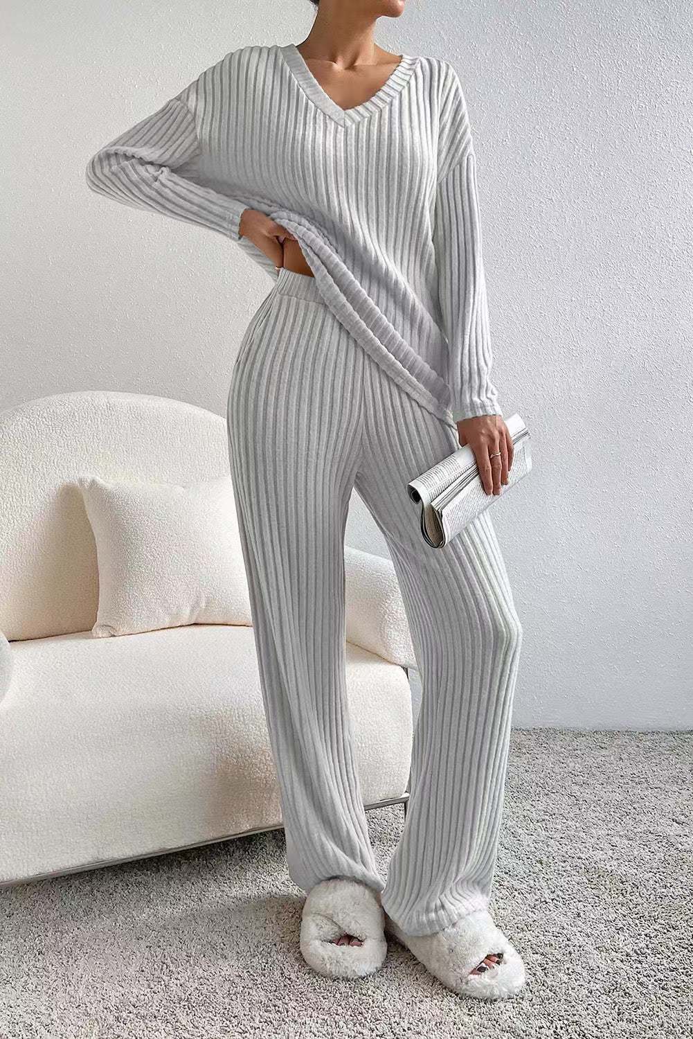 Damen lässiges Strick-Lounge-Set mit V-Ausschnitt Sovae