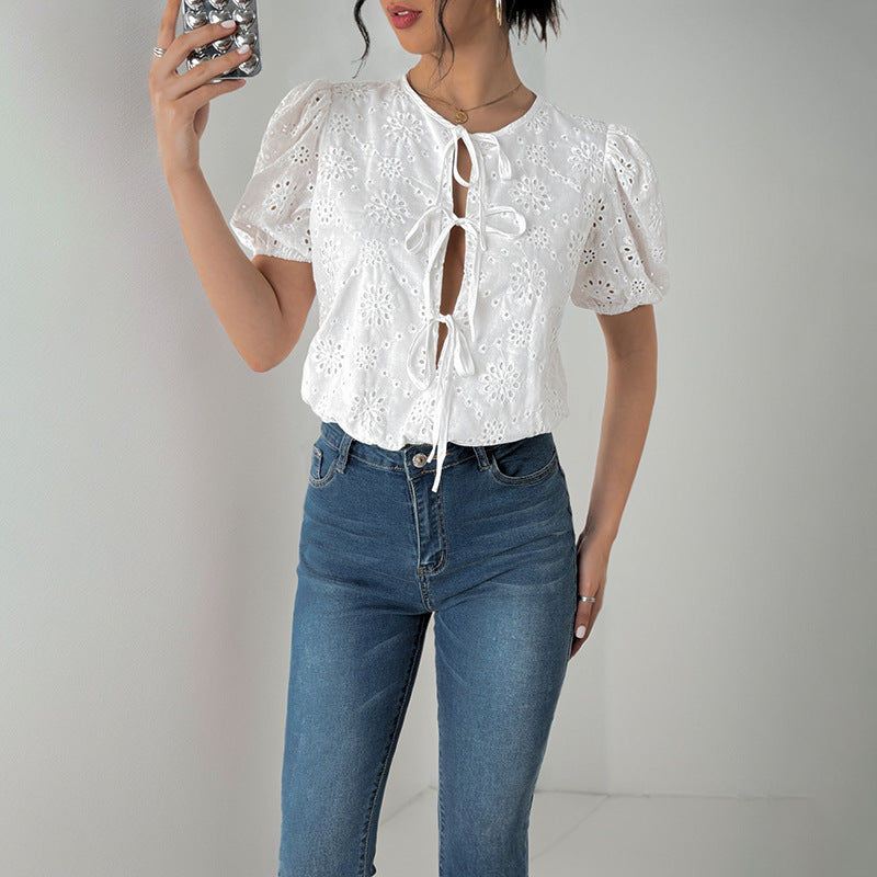Damen Bluse mit Rüschen und raffiniertem Schnürdetail Sovae