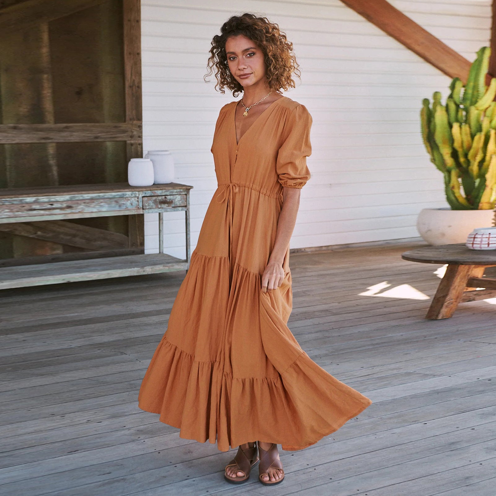 Damen Maxikleid mit zarten Puffärmeln und Taillenzug Sovae