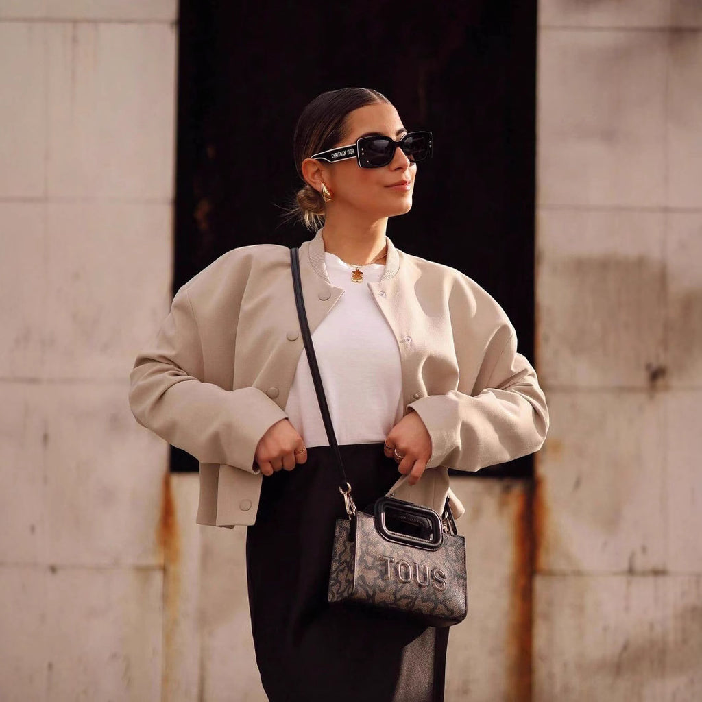 Damen modische Cropped-Jacke mit Knopfverschluss und elastischem Ausschnitt Sovae