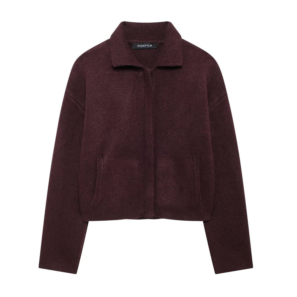 Damen lässige und gemütliche Strickjacke mit hohem Kragen und aufgesetzten Taschen Sovae