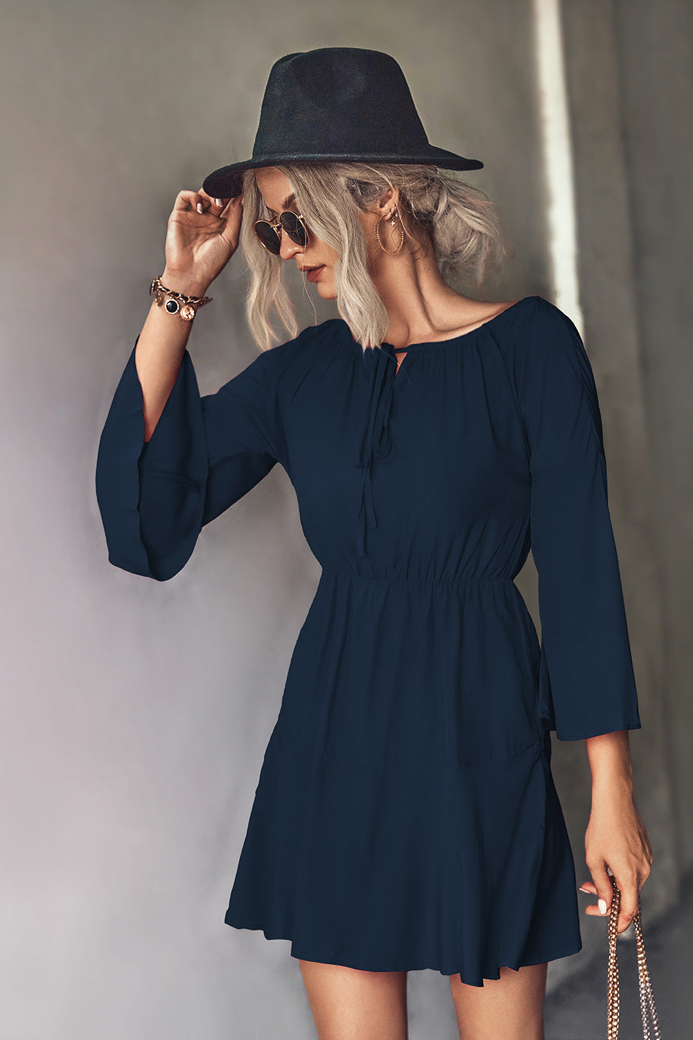 Damen Frühling Minikleid mit elastischem Taillenbund und voluminösen Ärmel Sovae