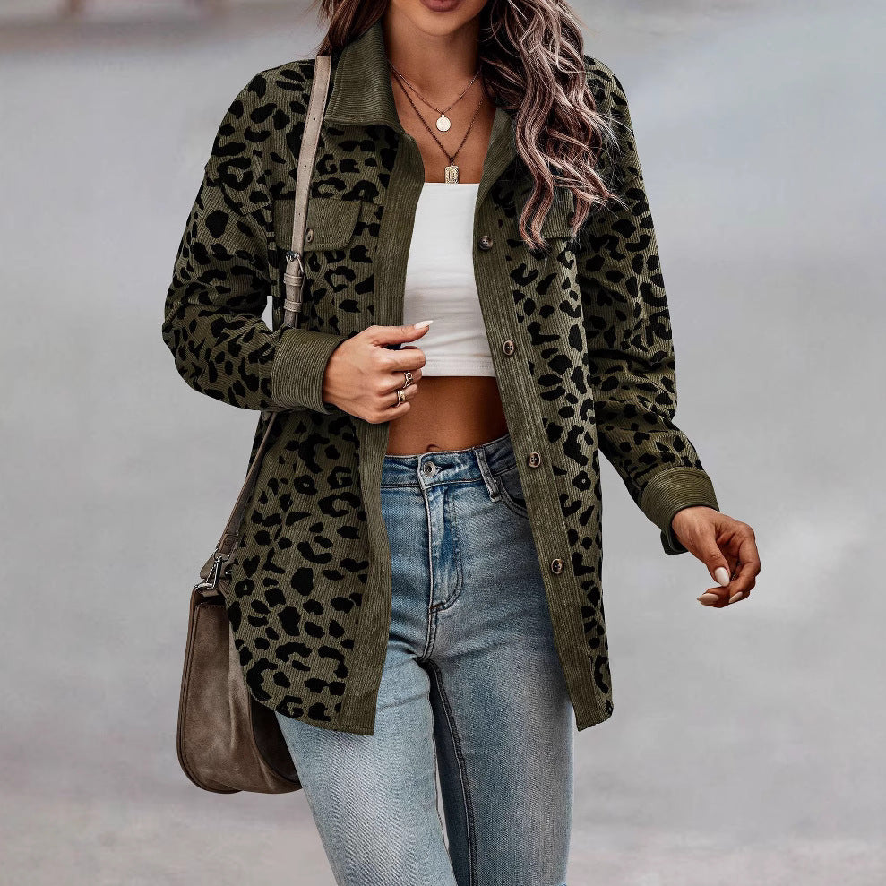 Damen Jacke im Leopardenmuster mit strukturiertem Stoff und praktischen Taschen Sovae