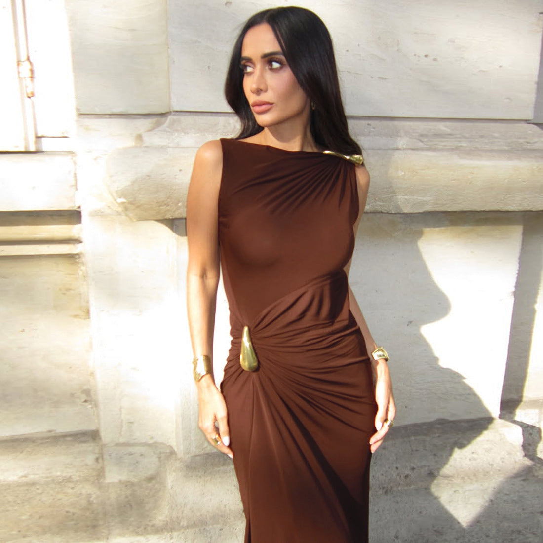 Damen Elegantes Maxikleid mit asymmetrischem Design und drapierter Taille Sovae