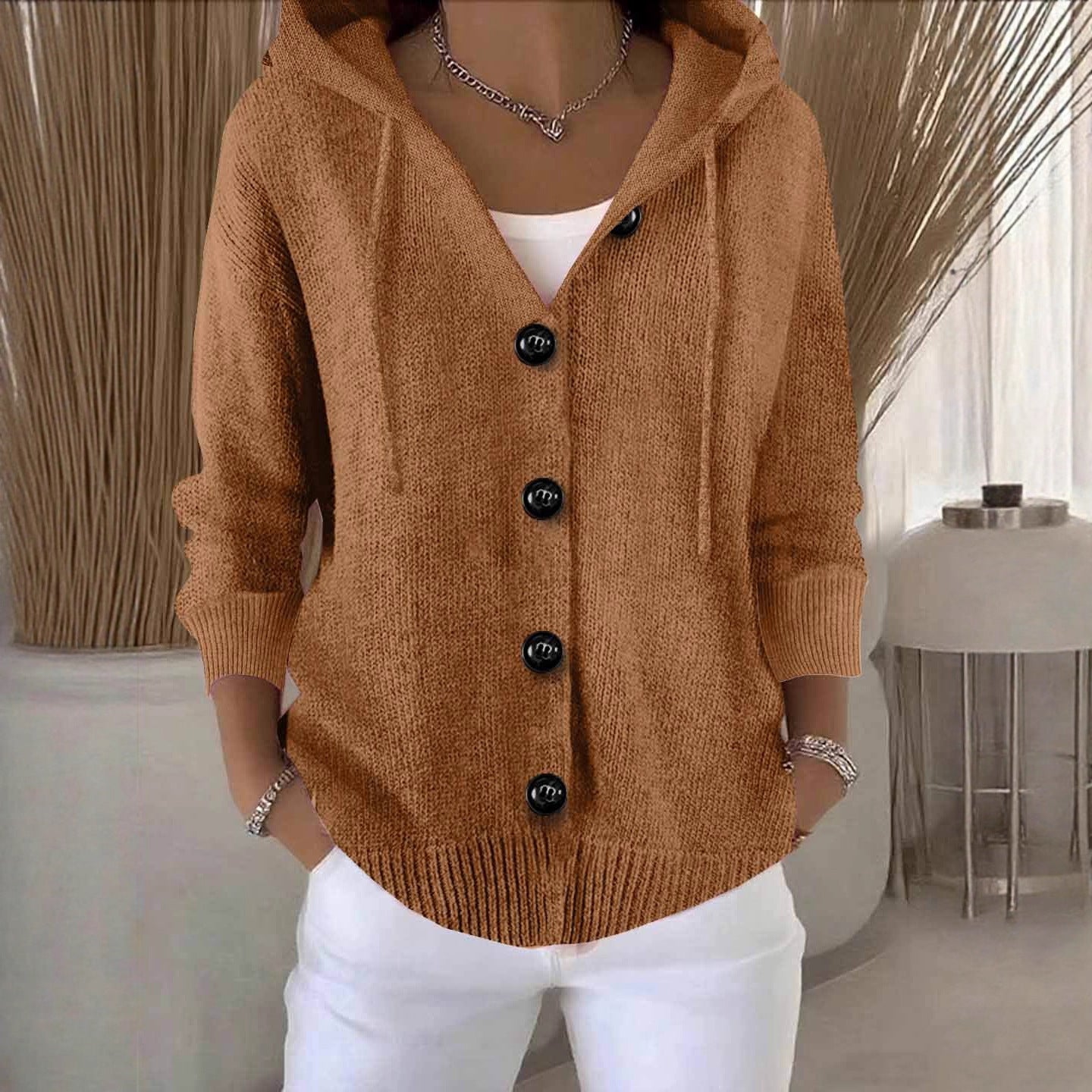 Damen lässige Strickjacke mit Kapuze und großen Knöpfen Sovae