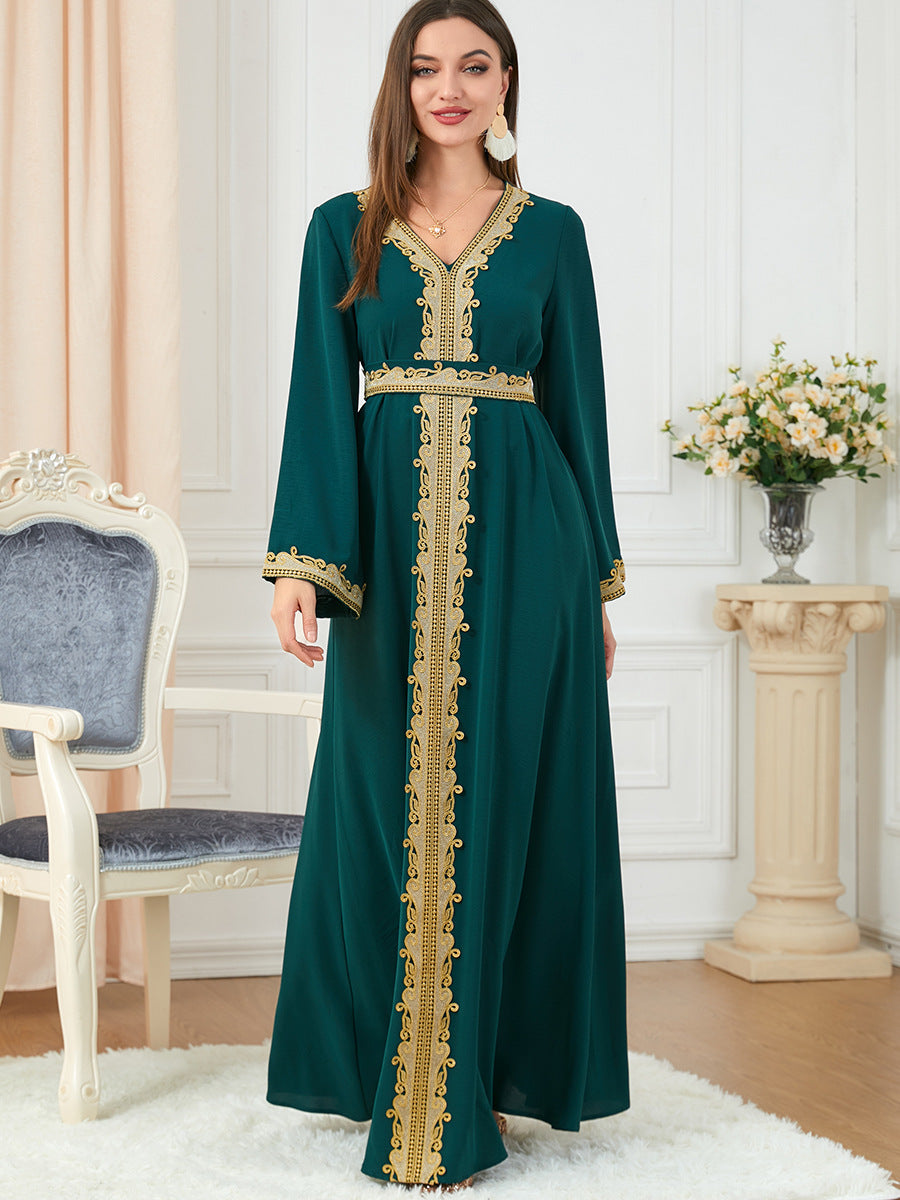 Damen Elegantes Maxikleid mit kunstvoller Goldstickerei Sovae