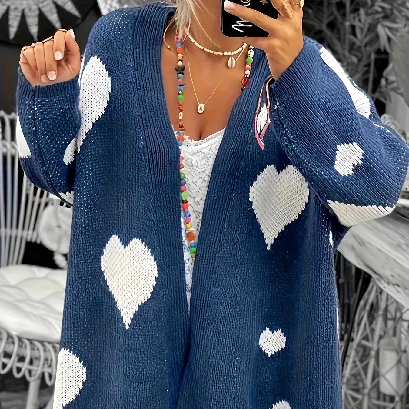 Damen Strickjacke mit Herzdesign und lässigem Schnitt Sovae