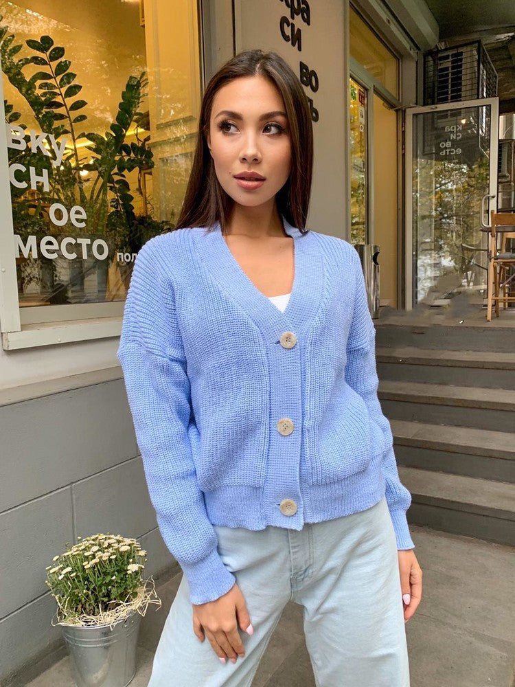 Damen Großer Strickcardigan mit Knopfdetail und V-Ausschnitt Sovae