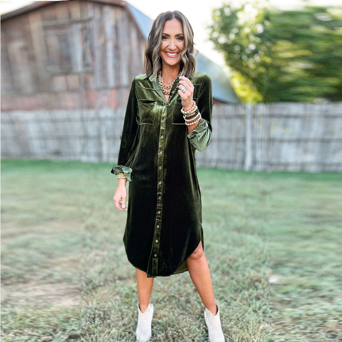 Damen Velourshemdkleid mit modernen Details Sovae