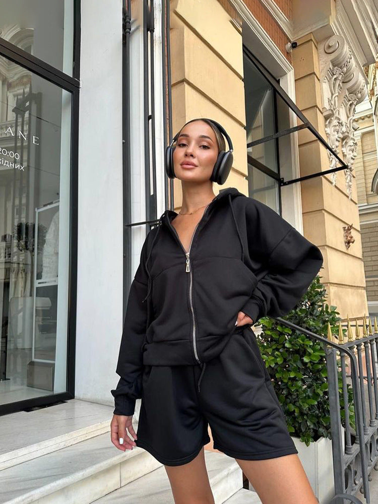 Damen sportliches Cropped Hoodie und Shorts Set Sovae