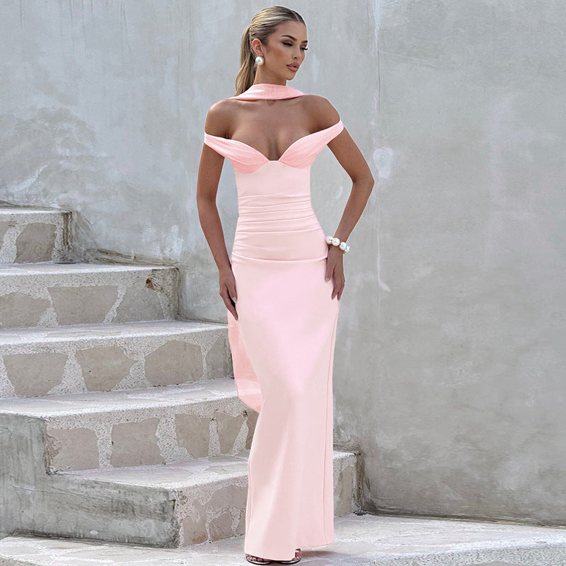 Damen elegantes Maxikleid mit offener Schulter und gerafftem Design Sovae