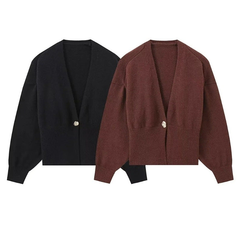 Damen elegante Strickjacke mit tiefem V-Ausschnitt und Knopfdetail Sovae