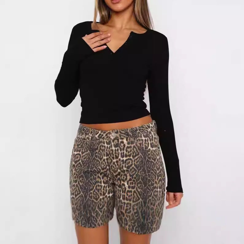 Damen Langarmshirt mit Knopfdetails und figurbetontem Schnitt Sovae