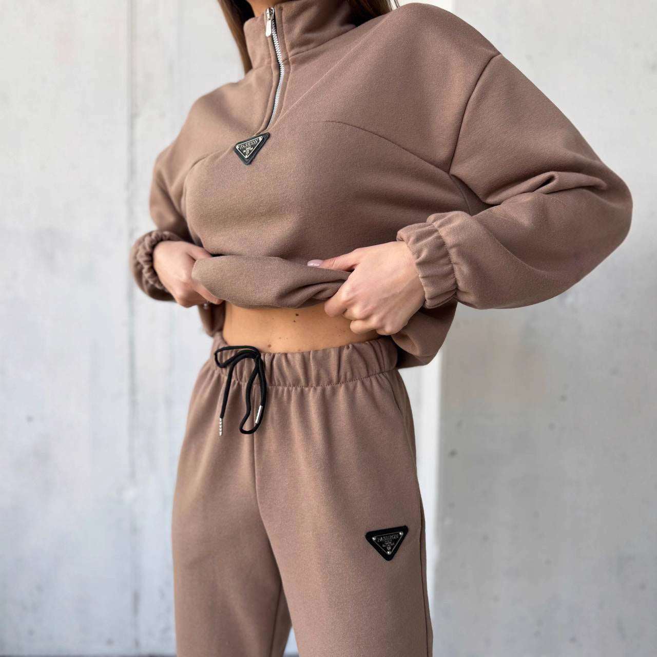 Damen sportliches Set aus weichem Fleece mit Kapuze Sovae