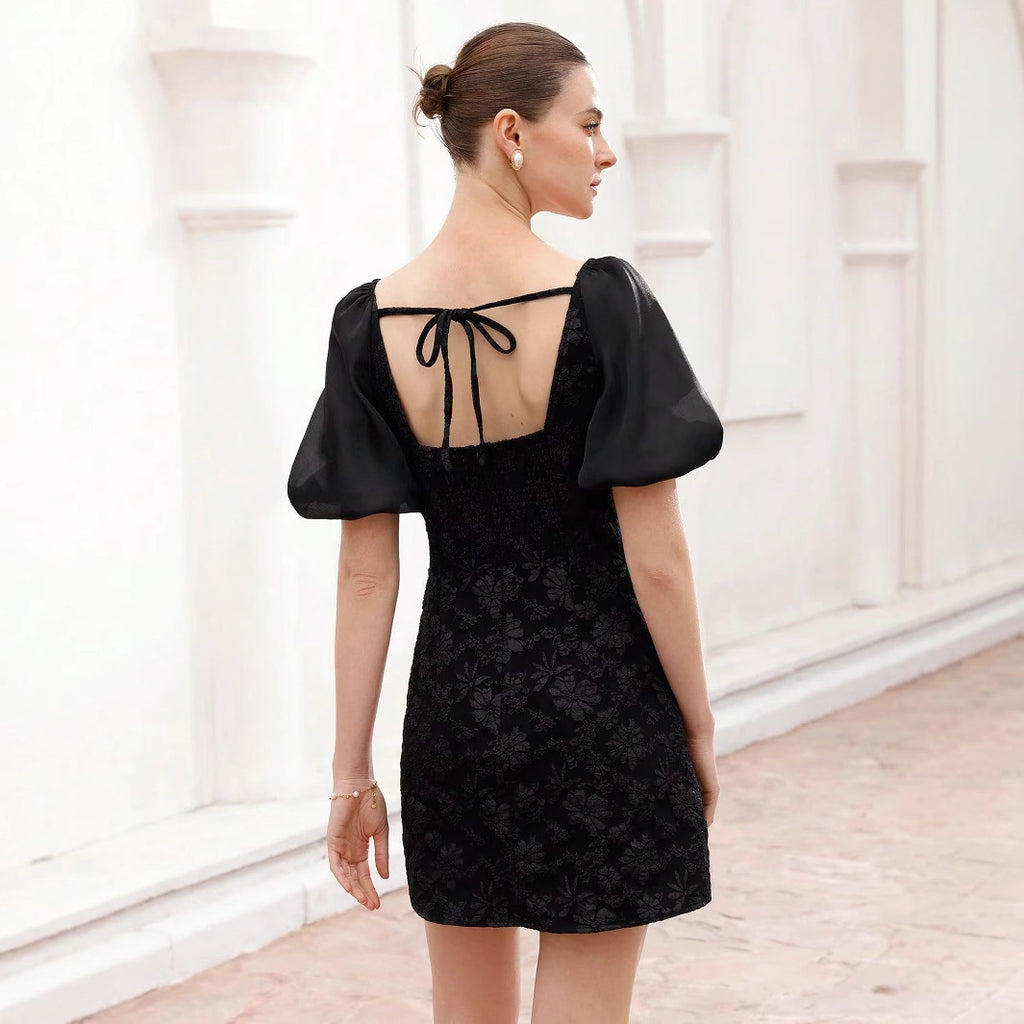 Damen Puffärmel Minikleid mit floralem Jacquard-Muster Sovae