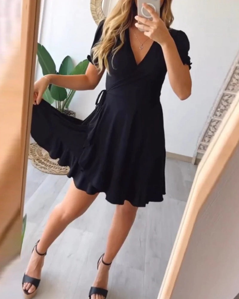 Damen Wickelkleid mit schwingendem Rock und dekorativem Bindegürtel Sovae