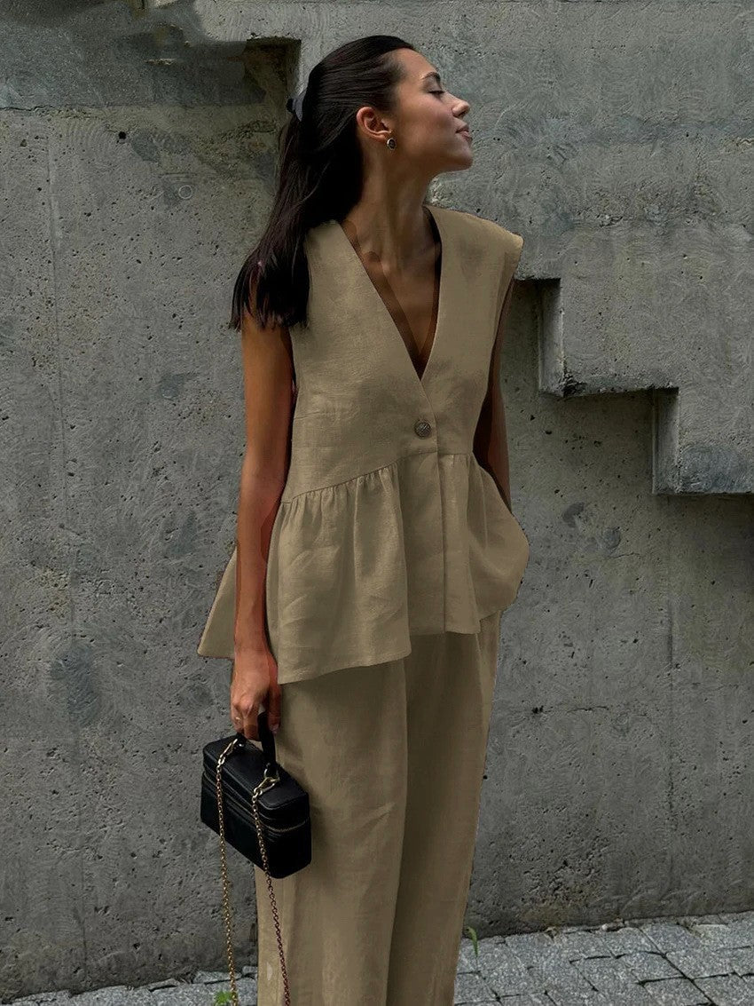 Damen eleganter und luftiger Hosenanzug mit tiefem V-Ausschnitt Sovae