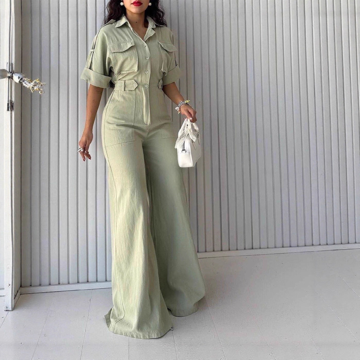 Damen Utility Jumpsuit mit weitem Bein und praktischen Taschen Sovae