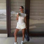 Damen Kurzes Kleid mit Rüschendetails Sovae