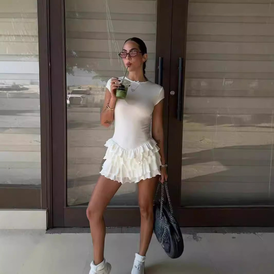 Damen Kurzes Kleid mit Rüschendetails Sovae