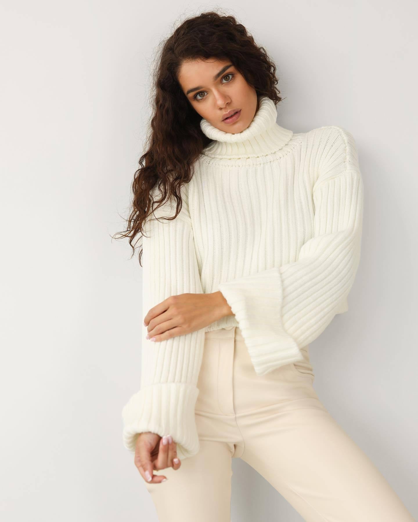Damen Chunky Strickpullover mit hohem Kragen und Rippstruktur Sovae