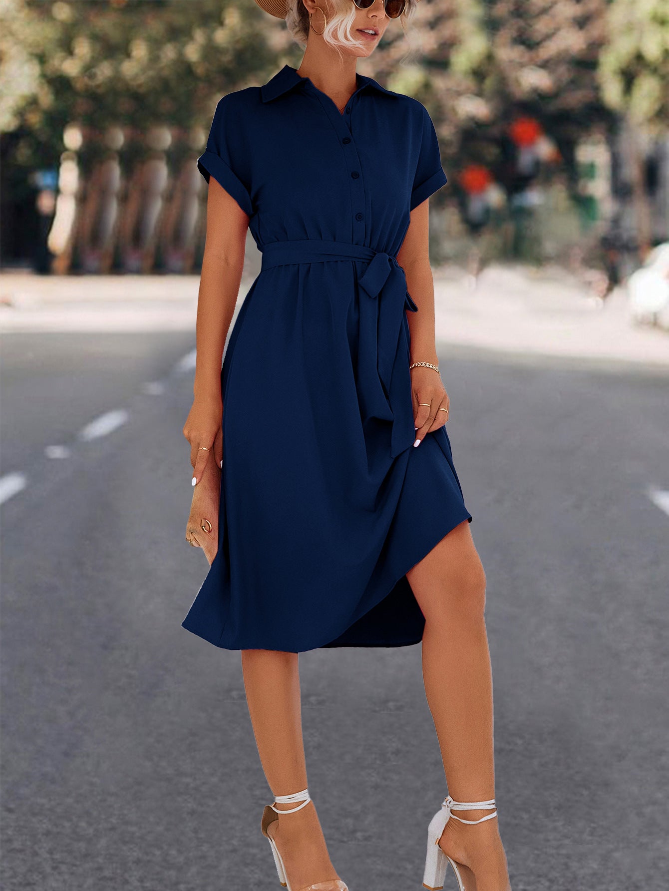Damen Knielanges Hemdkleid mit Taillengürtel und elegantem V-Ausschnitt Sovae