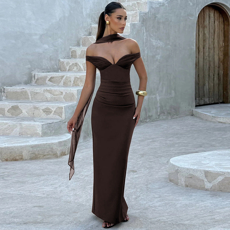 Damen elegantes Maxikleid mit offener Schulter und gerafftem Design Sovae