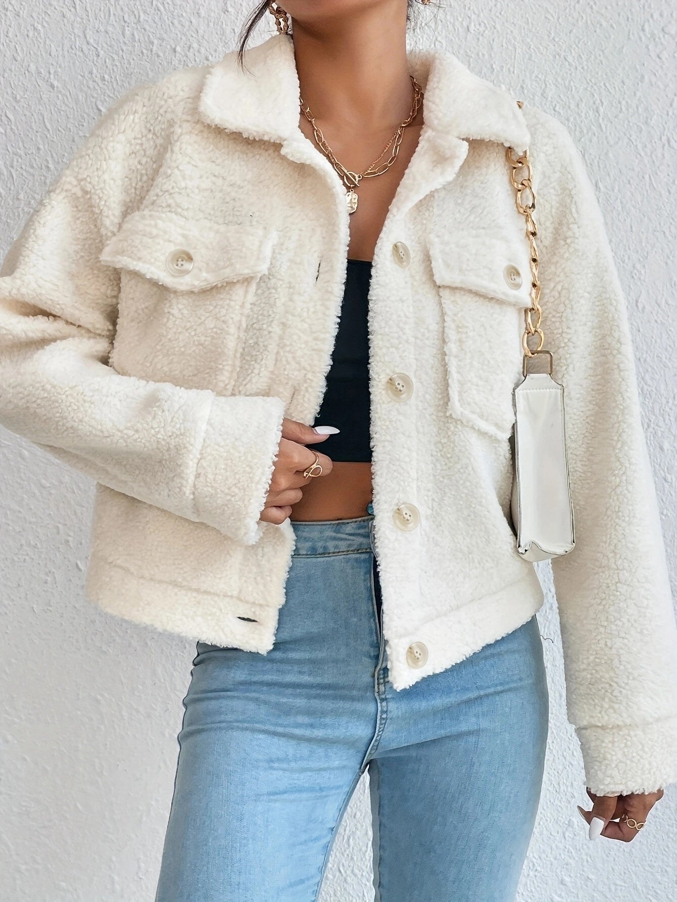 Damen modische Fleecejacke mit Knopfdetails und aufgesetzten Taschen Sovae