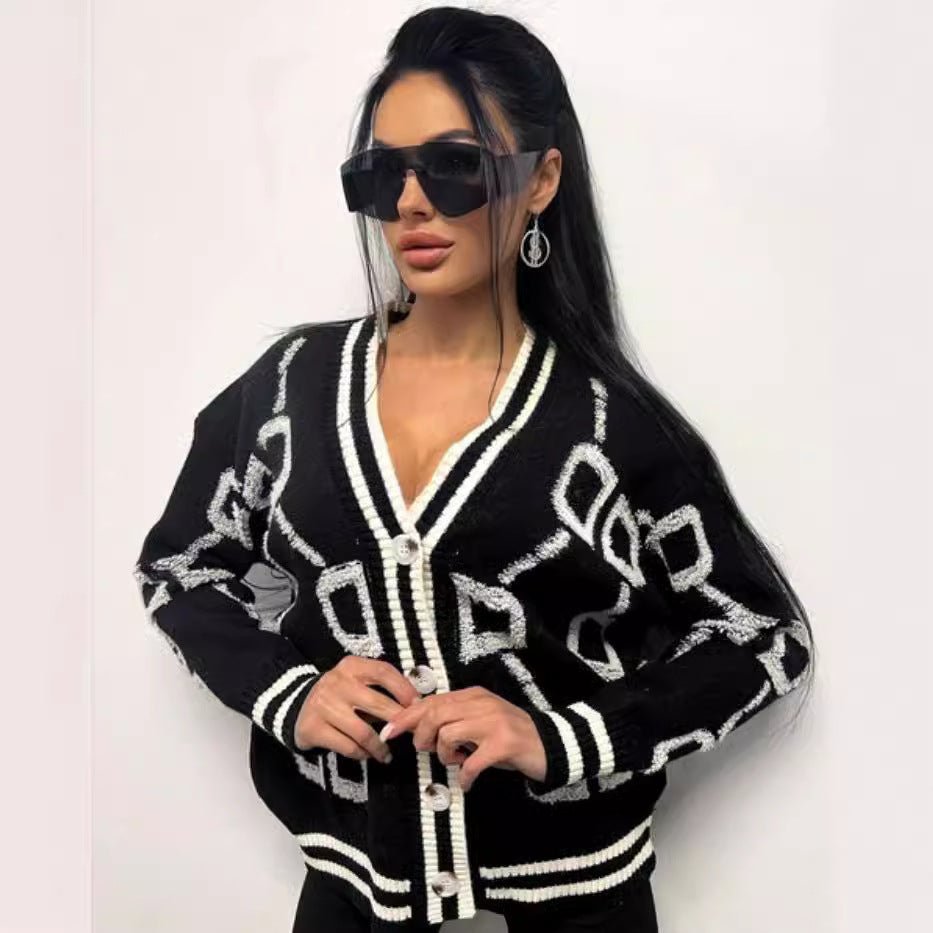 Damen Strickjacke mit grafischem Muster und Knopfdetails Sovae