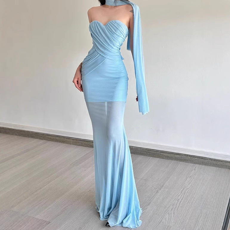 Damen Elegant geschnittenes Maxikleid mit asymmetrischem Ausschnitt und figurformendem Design Sovae