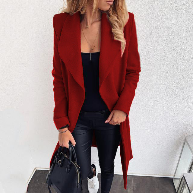 Damen eleganter Öffentlicher Mantel mit asymmetrischem Schnitt und weichem Stoff Sovae
