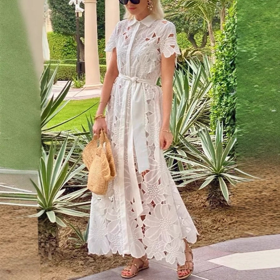 Damen Maxikleid mit floralen Spitzen und Bindegürtel Sovae