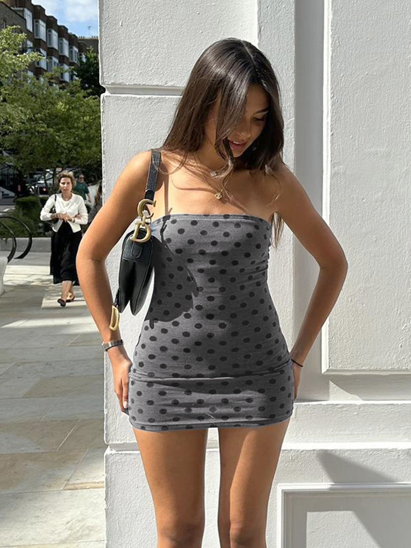 Damen Figurbetontes Minikleid mit Punkten und elastischem Material Sovae