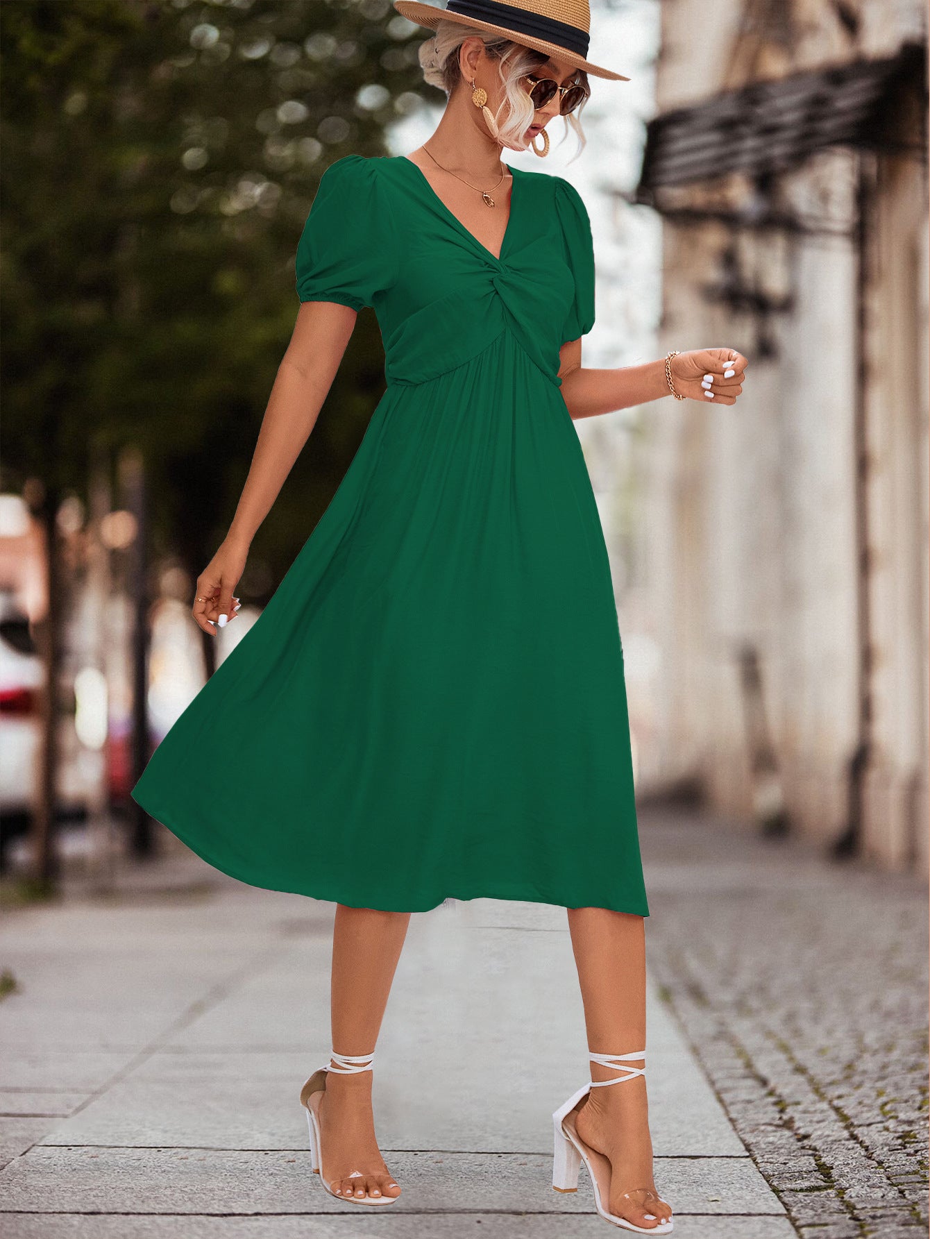 Damen Midikleid mit eleganter Raffung und voluminösen Puffärmeln Sovae