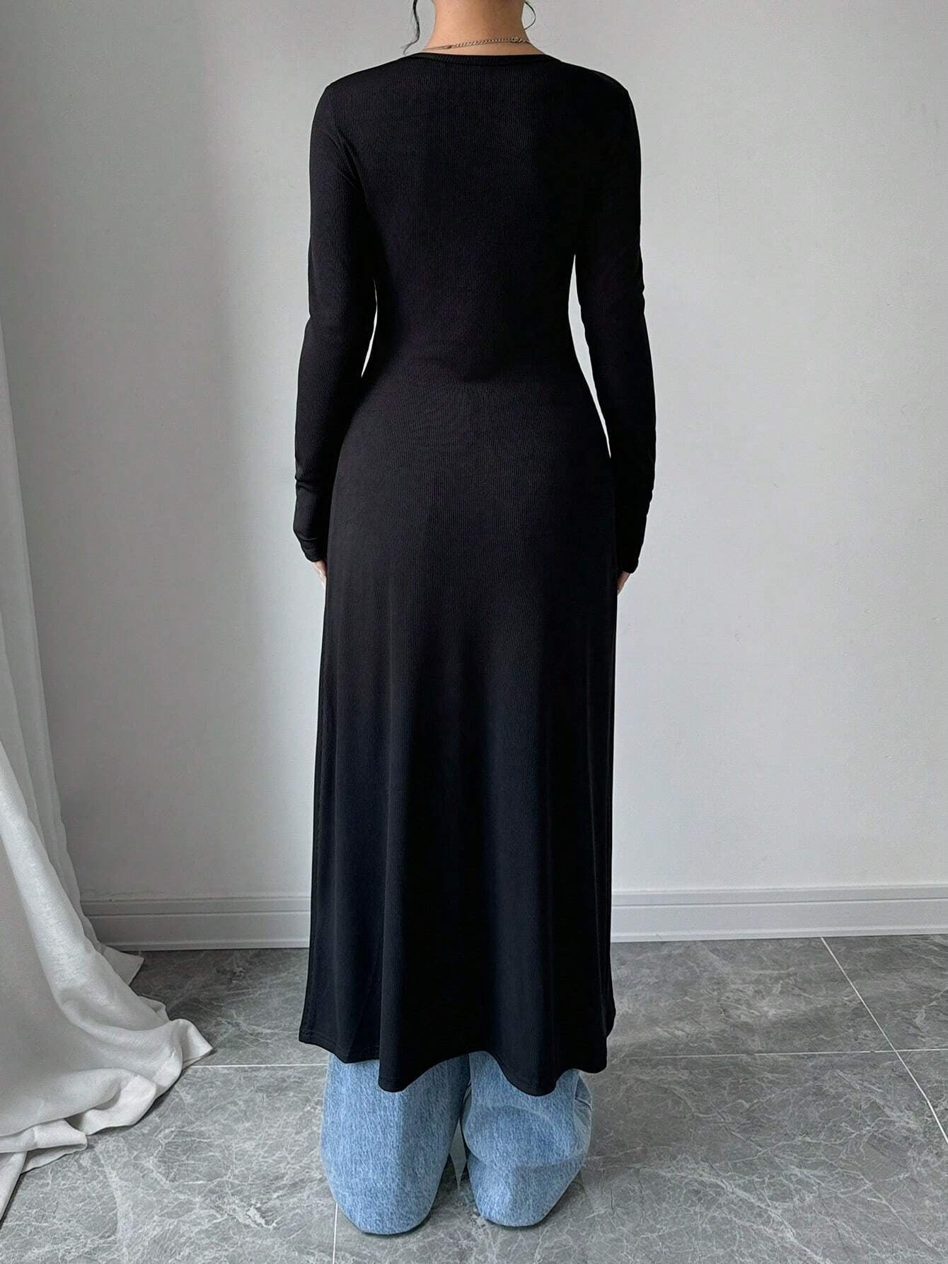 Damen Langstrickjacke mit V-Ausschnitt und Knopfverschluss Sovae