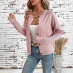 Damen feingestrickte Cardigan mit dekorativem Wellenmuster und Knopfleiste Sovae