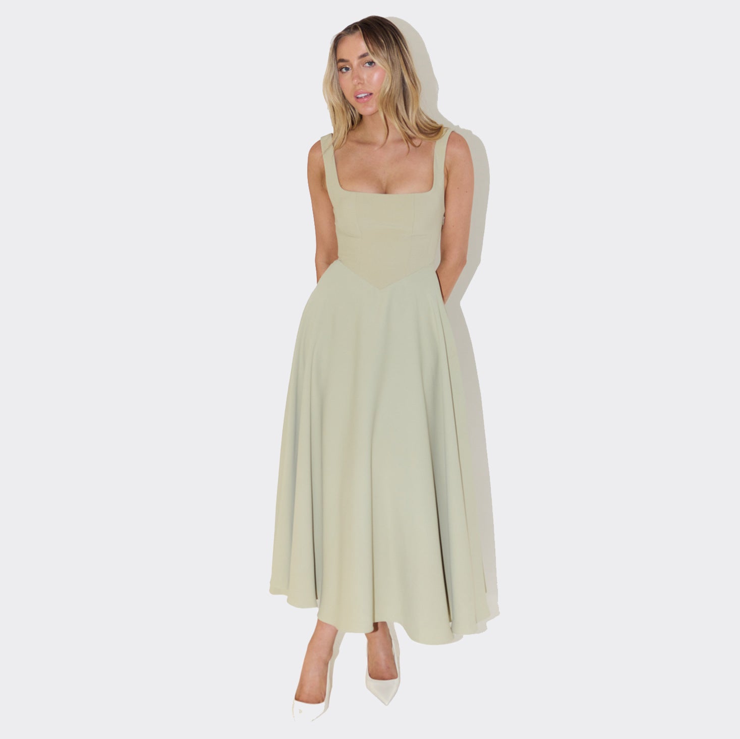 Damen Elegantes Maxikleid mit traumhaftem A-Linien Schnitt und schickem Quadrat-Ausschnitt Sovae
