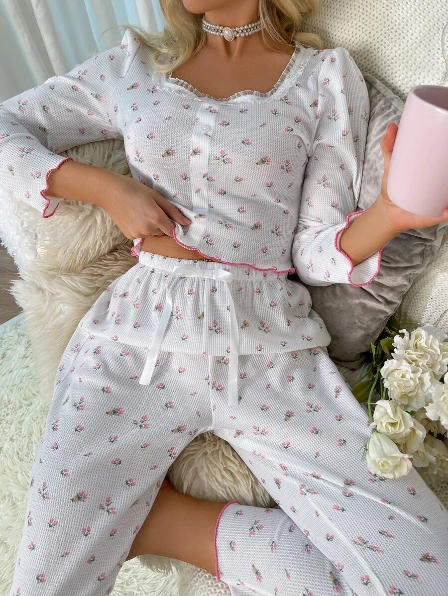 Damen Pyjama-Set aus atmungsaktivem Waffle-Stoff mit zarten Blumenapplikationen Sovae